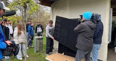 Strom vom Dach des Grünen Klassenzimmers